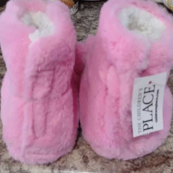 New The Children’s Place kitten house shoes Size 8-9 - Picture 2 of 4